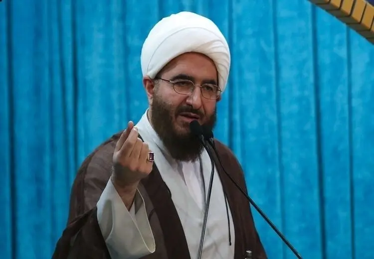 امام جمعه تهران: آقای مخبر در حالی که خودشان رانندگی می‌کردند به مصلی می‌آمدند!