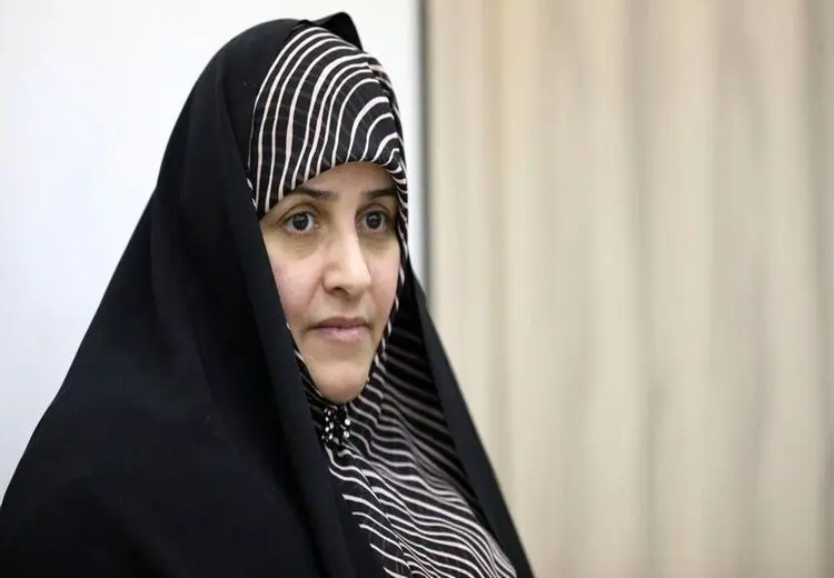 انتقاد تند روزنامه جمهوری اسلامی از همسر رییسی: روح اشرافی‌گری در حرفش درباره بانوی اول جامعه را بر آشفت