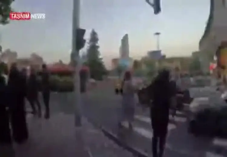 ویدِویی جدید از رفتار گشت ارشاد با زنان