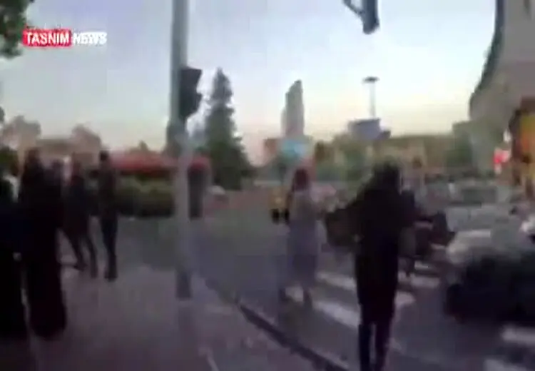 ویدِویی جدید از رفتار گشت ارشاد با زنان