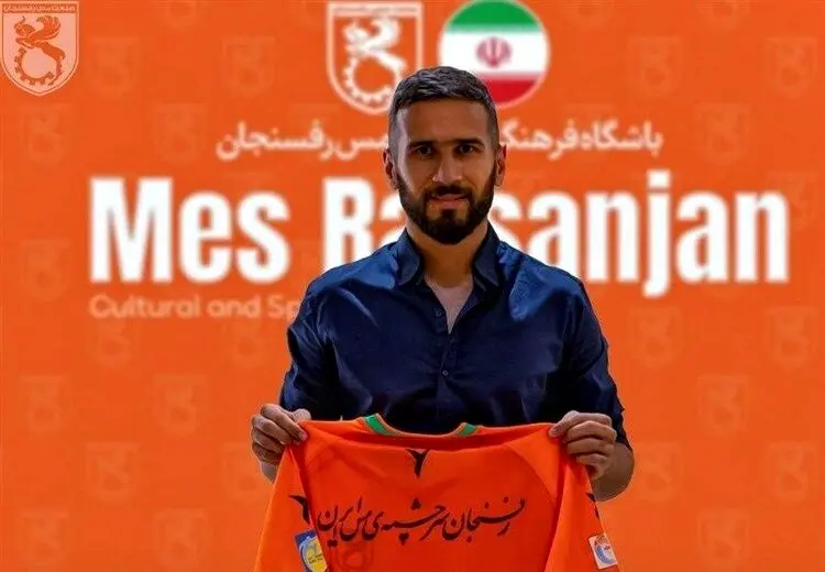 مهاجم استقلال با چه مبلغی نارنجی‌پوش شد؟