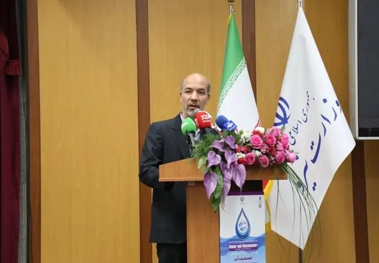 وزیر نیرو: هرکه یک کولر گازی خاموش کند یک میلیون تومان در ماه پاداش میگیرد/ ساعت کار ادارات از 6 صبح تا 13