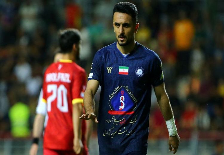 یحیی گل محمدی به دنبال جذب ابوالفضل رزاق پور