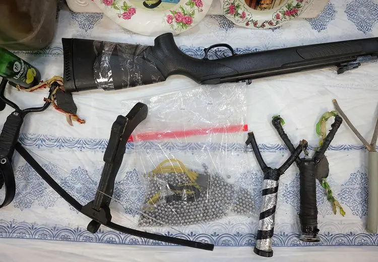 ادوات کشف شده از متهمان خرابکاری در اعتراضات و اغتشاشات