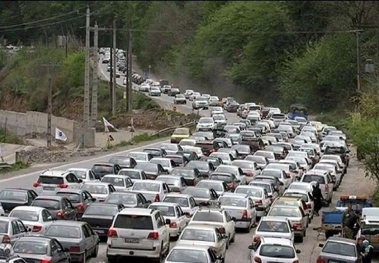 ترافیک در جاده‌های شمالی سنگین شد
