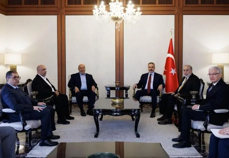 دیدار و گفت‌وگوی هیات بلندپایه حماس با وزیر خارجه ترکیه