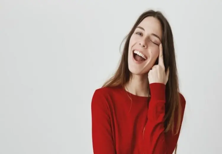 چندبار پلک زدن طبیعی است؟