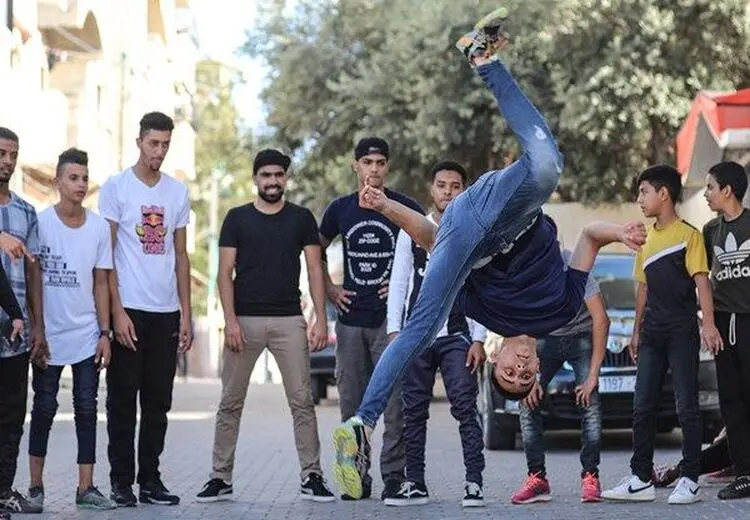 خود خاص پنداری نوجوان‌ها ریشه در چه دارد؟