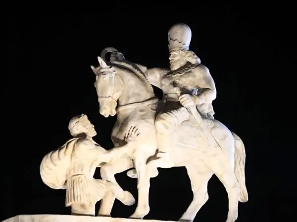 مجسمه «والرین» در ورودی فرودگاه مهرآباد مستقر می‌شود