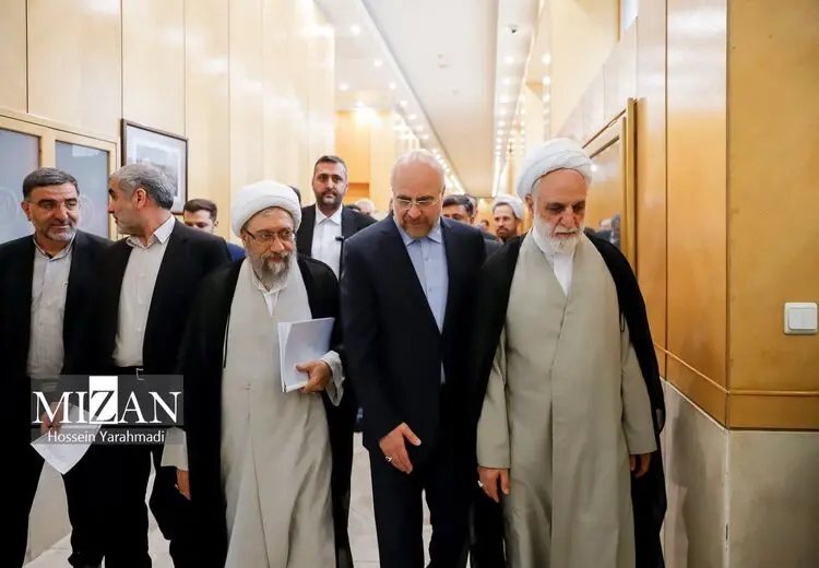 آملی لاریجانی، اژه ای و قالیباف در یک قاب