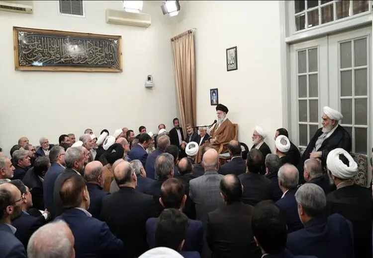 اولین واکنش رهبر انقلاب درباره مذاکرات ایران و آمریکا در عمان
