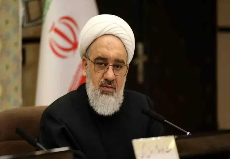 عضو شورای شهر تبریز: هرکسی حق تراکتور را بخورد، بی‌شرف است