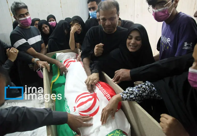 سناتورهای دموکرات خواستار تحقیقات بی‌طرف در مورد فاجعه میناب شدند