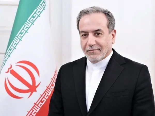 عراقچی : ایران برای هر دو گزینه جنگ و صلح کاملاً آماده است