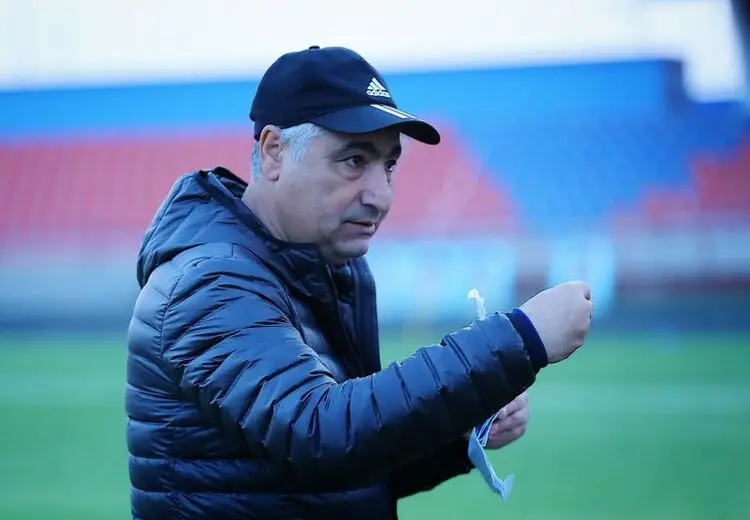 الهامی: نمی‌دانم چرا از هر داوری تعریف می‌کنیم دیگر به او قضاوت نمی‌دهند