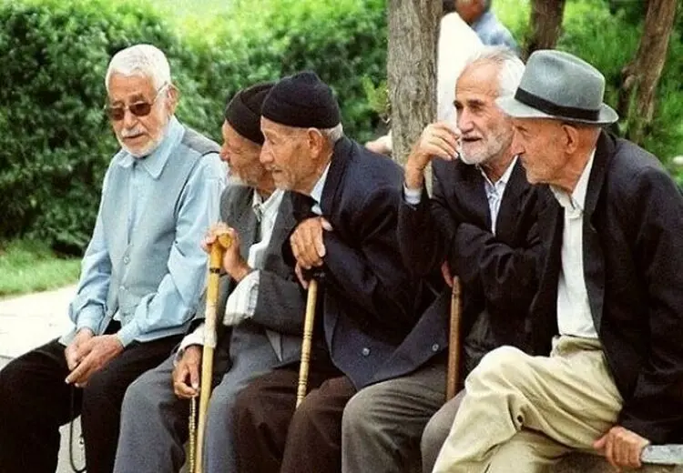 پیشنهاد افزایش «سن بازنشستگی» زنان و مردان به ۵۵ و ۵۷ سال