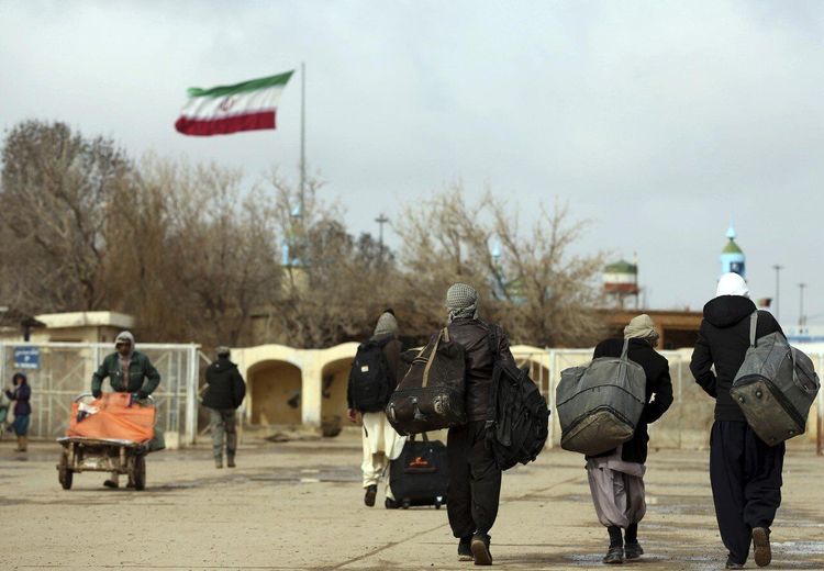 ۶۳ درصد از پناهندگان افغانستان به ایران می‌آیند
