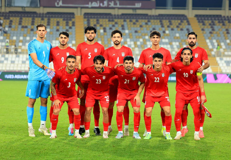 امیدها به شاگردان قلعه‌نویی درس فوتبال دادند
