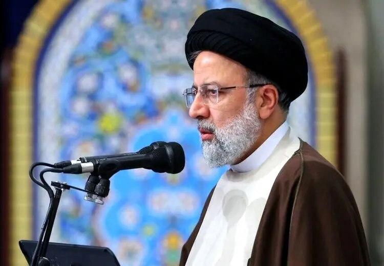 کنایه عباس عبدی به رییسی؛ اینکه درهای انبار را برای دزدی باز و در گرفتن بخشی از دزدان مشارکت کنیم، نباید به عنوان افتخار خود فاکتور کنیم