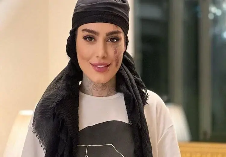 تیپ عربی سحر قریشی در کویر/ عکس