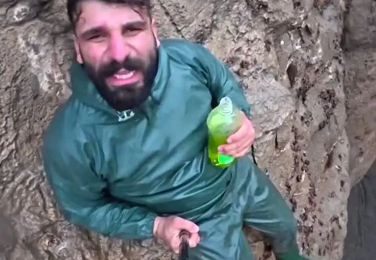 بلاگر معروف ایرانی در کوهستان سقوط کرد