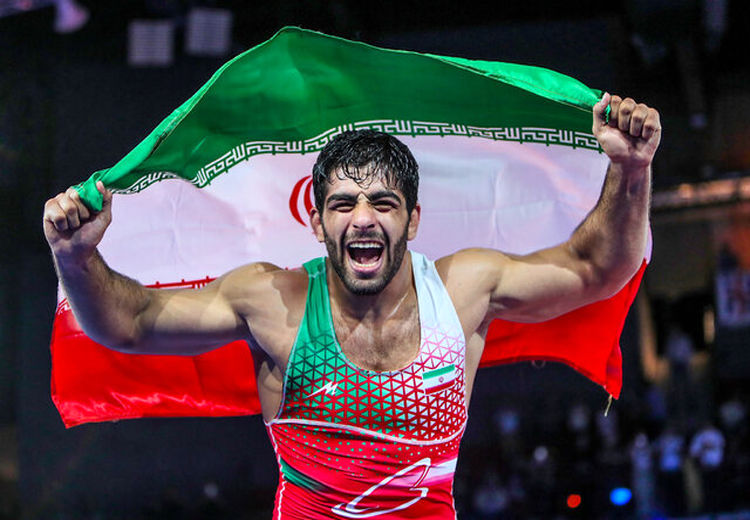 قهرمانی کشتی فرنگی ایران در آسیا با طلای ساروی